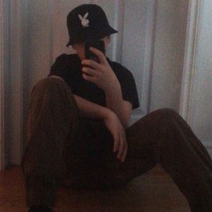 Meet your Posher, Yohan